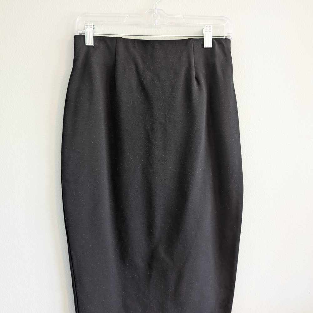 Elegant Black Pencil Skirt